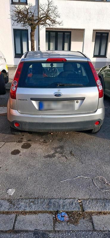 Gebraucht Ford Fiesta 60 PS (44 kW) 2005 Silber Kleinwagen