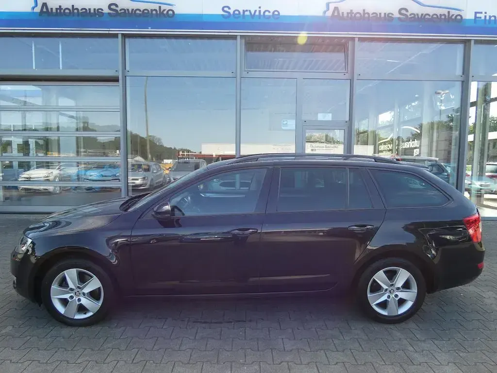 Gebraucht Skoda Octavia 140 PS (102 kW) 2014 Schwarz Kombi