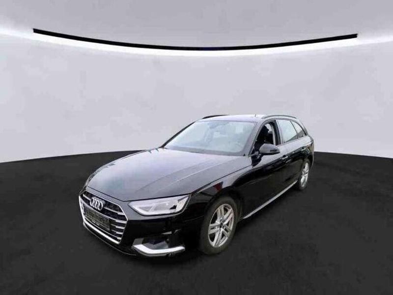 Gebraucht Audi A4 Advanced 204 PS (150 kW) 2023 Mythosschwarz metallic Kombi