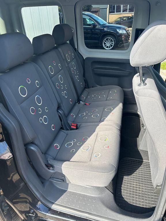 Gebraucht VW Caddy Trendline 86 PS (63 kW) 2011 Schwarz Van / Kleinbus