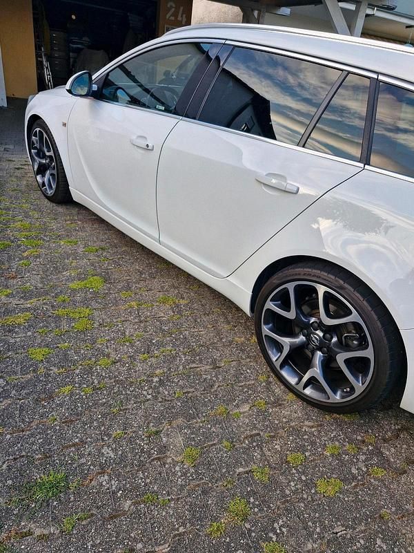 Gebraucht Opel Insignia OPC 325 PS (239 kW) 2016 Weiß Kombi
