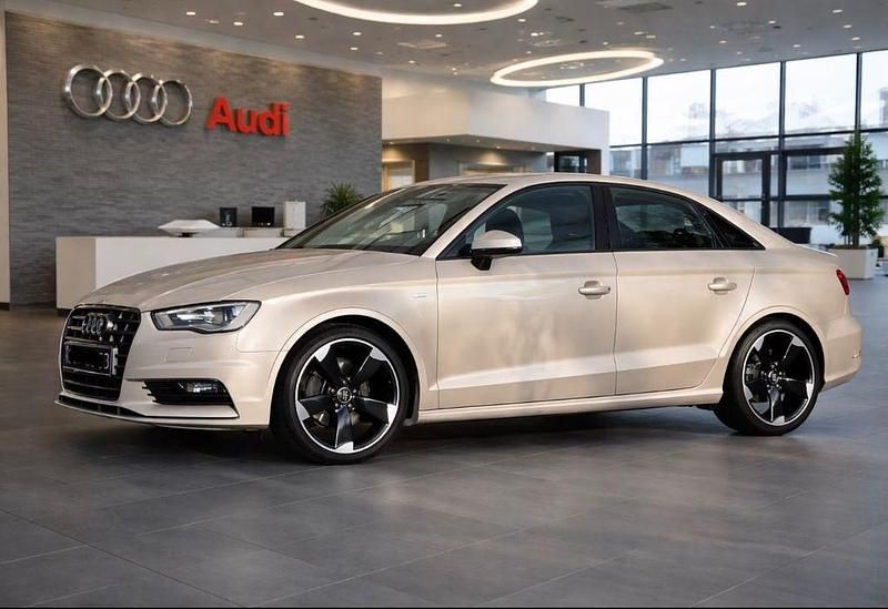 Gebraucht Audi A3 S-Line 150 PS (110 kW) 2014 Silber Limousine