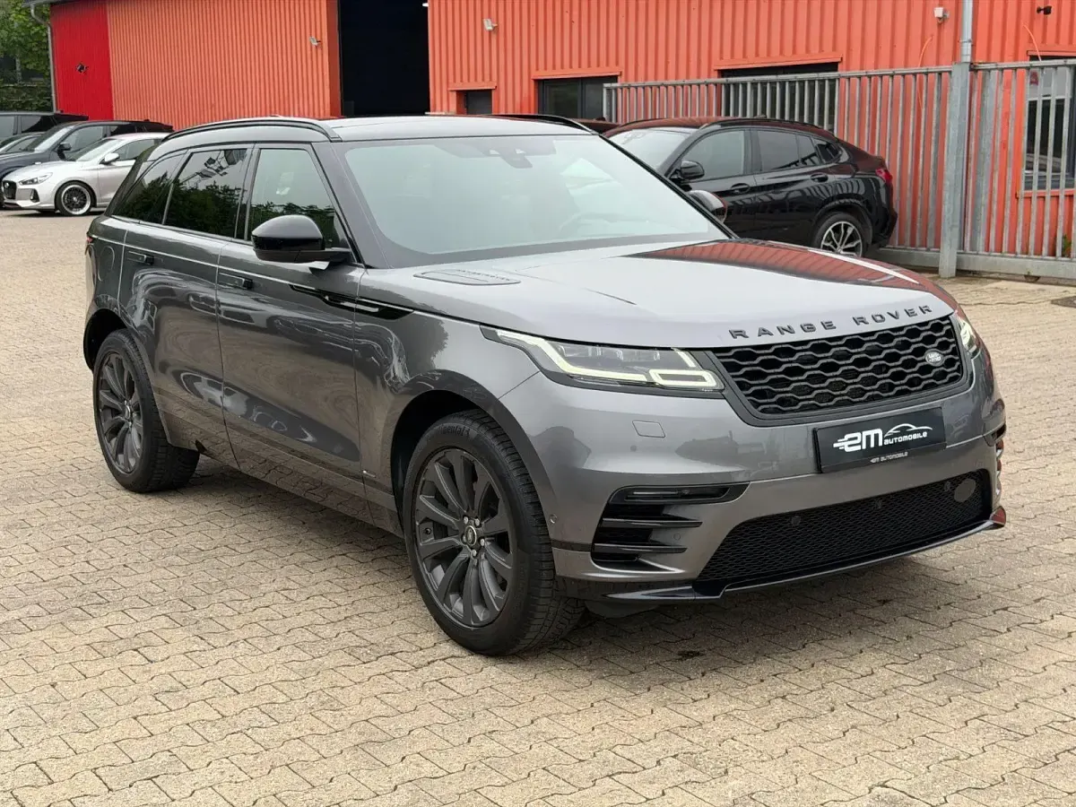 Gebraucht Land Rover Range Rover Velar SE Dynamic 250 PS (183 kW) 2019 Corris grey SUV