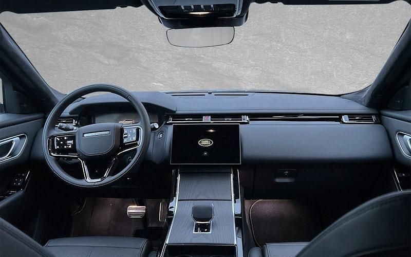 Gebraucht Land Rover Range Rover Velar Autobiography 300 PS (220 kW) 2024 Zadar grey SUV