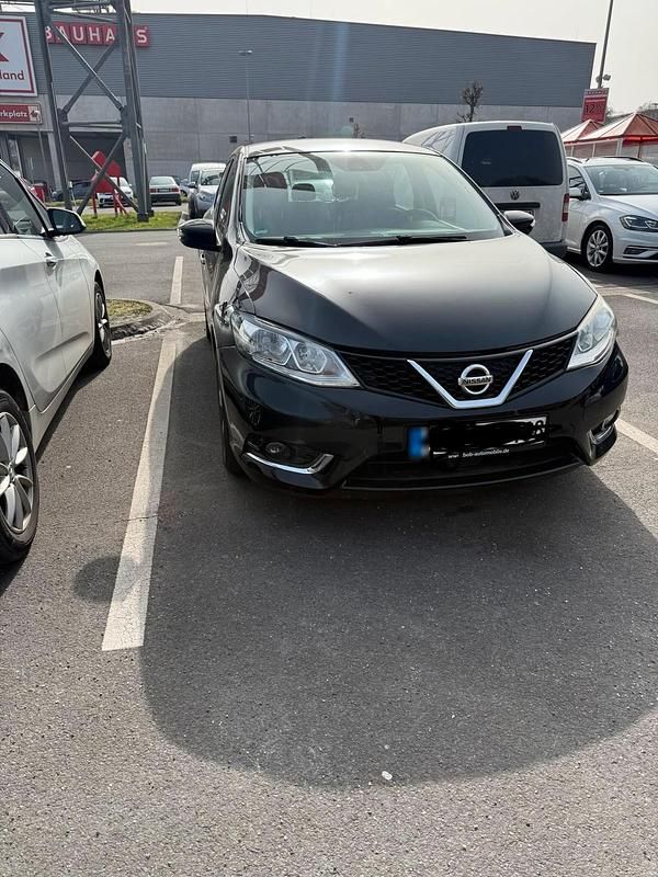 Gebraucht Nissan Pulsar 115 PS (84 kW) 2015 Schwarz Kleinwagen