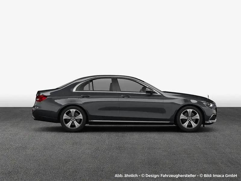 Gebraucht Mercedes E300 Avantgarde 306 PS (225 kW) 2022 Graphitgrau metallic Limousine