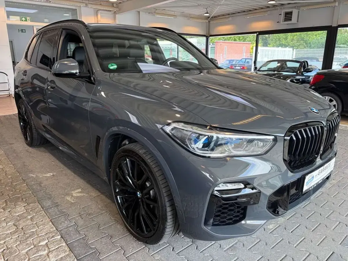Gebraucht BMW X5 M 530 PS (389 kW) 2021 Dravitgrau SUV