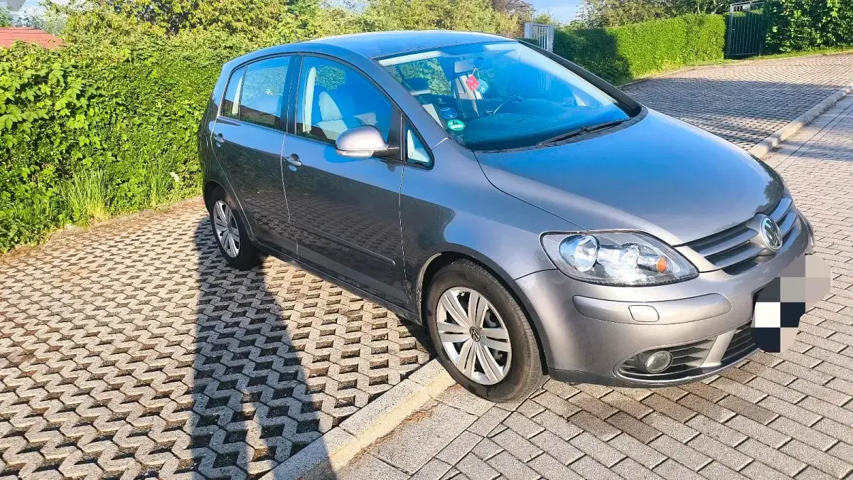 Gebraucht VW Golf V 100 PS (73 kW) 2007 Grau Limousine