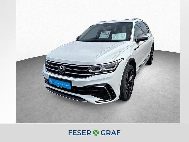 Pure white Gebraucht 2022 VW Tiguan Allspace R-line SUV | 39.950 € (Etwas zu teuer) - Bild 1/4