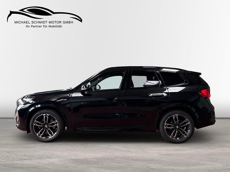 Gebraucht BMW X1 M Sport 211 PS (155 kW) 2024 Saphirschwarz SUV