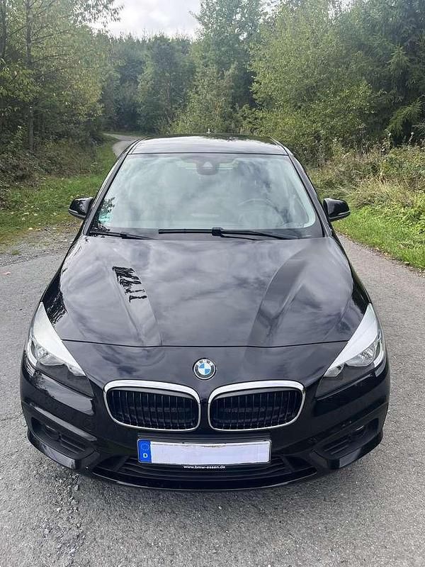 Gebraucht BMW 218 Advantage 150 PS (110 kW) 2011 Schwarz Van / Kleinbus