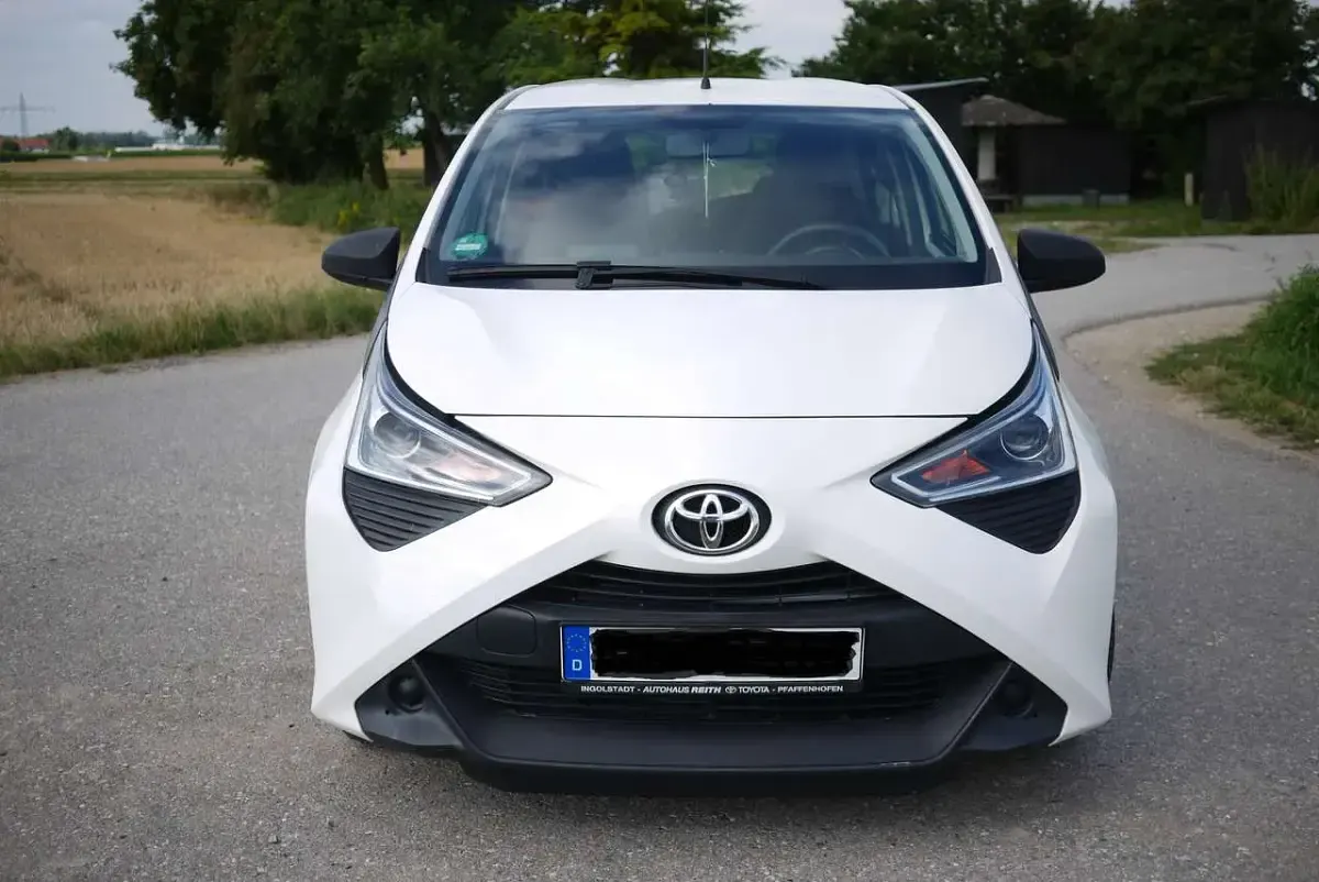 Gebraucht Toyota Aygo 72 PS (52 kW) 2021 Weiß Kleinwagen