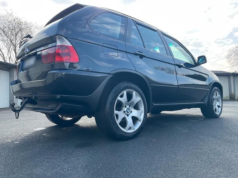 Second-hand BMW X5 218 CP (160 kW) 2005 Negru SUV