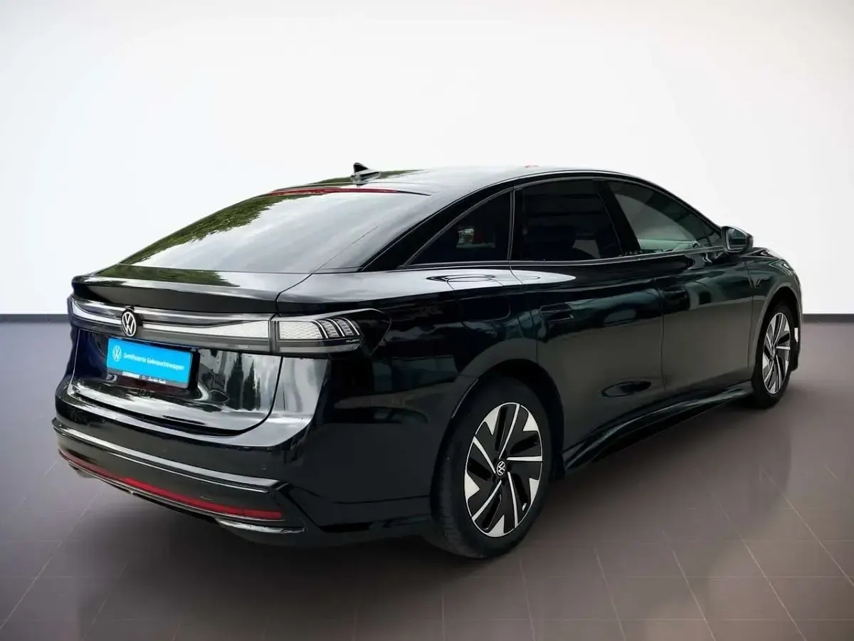 Gebraucht VW ID.7 Pro 210 kW (286 PS) 2025 Grenadillschwarz Limousine