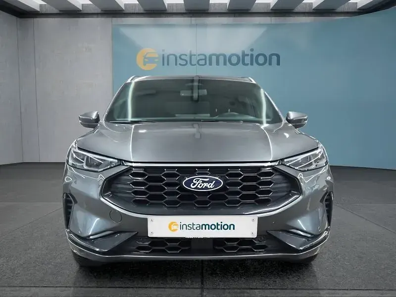 Używany Ford Kuga ST-Line 242 KM (177 kW) 2025 Szary SUV