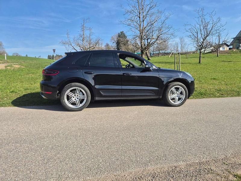 Gebraucht Porsche Macan S 258 PS (189 kW) 2014 Schwarz SUV