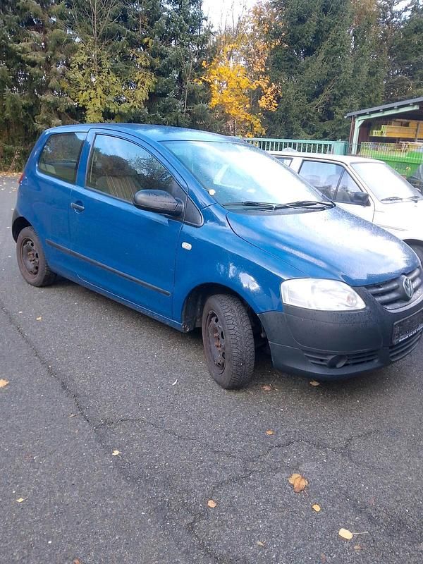 Gebraucht VW Fox 55 PS (40 kW) 2007 Blau Kleinwagen