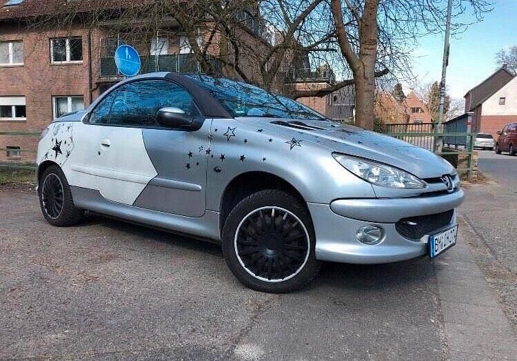 Gebraucht Peugeot 206 CC 109 PS (80 kW) 2005 Silber Cabrio