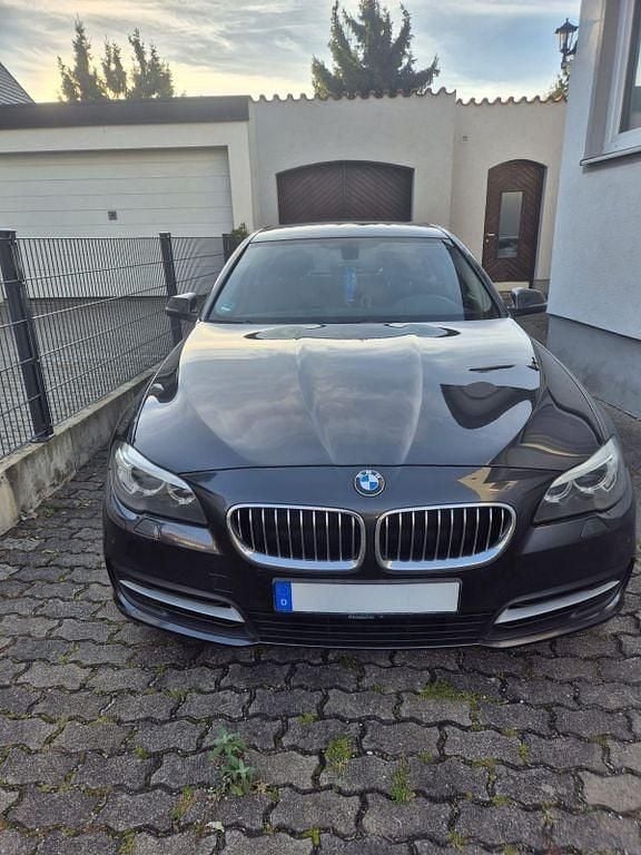 Gebraucht BMW 530 258 PS (189 kW) 2014 Limousine