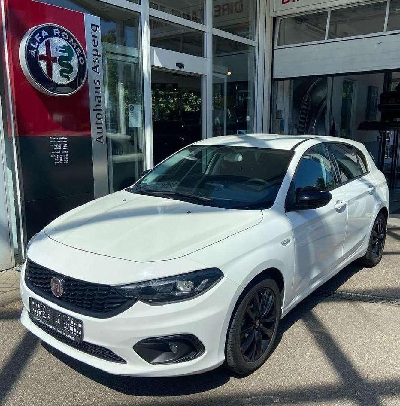 Colore esterno (bianco (vr249 Gebraucht 2018 Fiat Tipo S Limousine | 11.490 € (Etwas zu teuer) - Bild 1/4