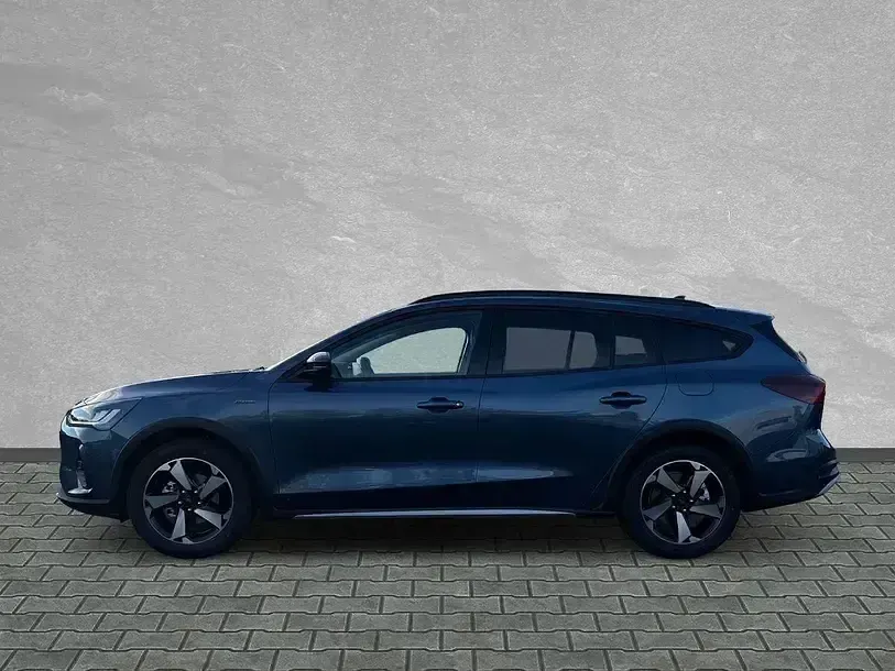 Nowe Ford Focus Active 125 KM (91 kW) 2025 Niebieski Sedan/Limuzyna
