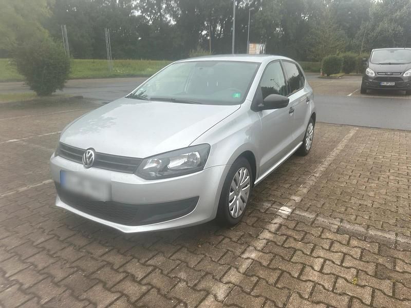 Silber Gebraucht 2011 VW Polo Kleinwagen | 4.700 € (Guter Preis) - Bild 1/4