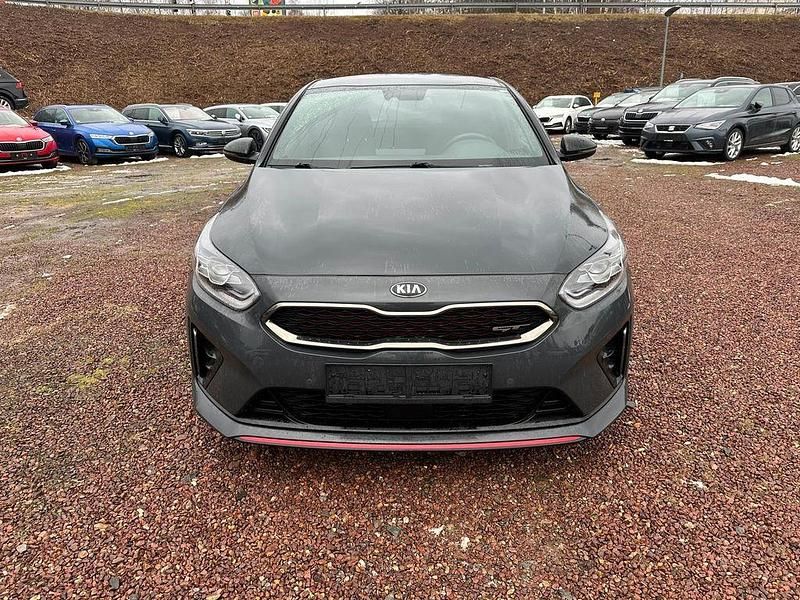 Gebraucht Kia ProCeed GT 204 PS (150 kW) 2021 Dark penta metal m Kombi