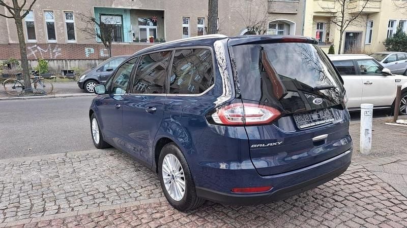 Gebraucht Ford Galaxy Titanium 209 PS (153 kW) 2017 Blau Van / Kleinbus