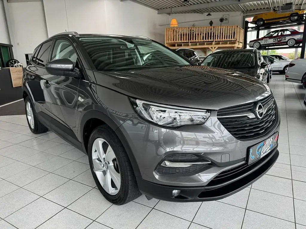 Gebraucht Opel Grandland X Edition 120 PS (88 kW) 2017 Grau SUV