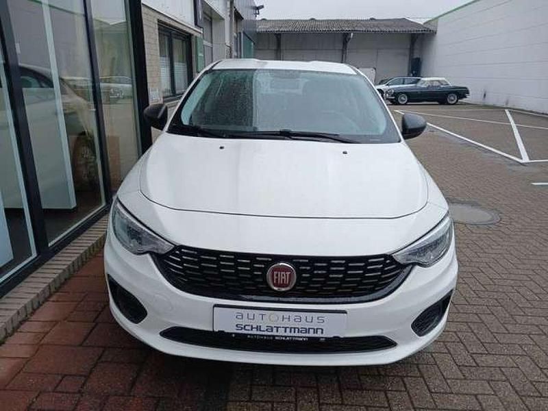 Gebraucht Fiat Tipo Pop 95 PS (69 kW) 2017 Colore esterno Kleinwagen
