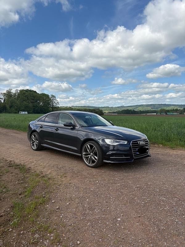Blau Gebraucht 2016 Audi A6 Limousine | 17.000 € (Etwas zu teuer) - Bild 1/4