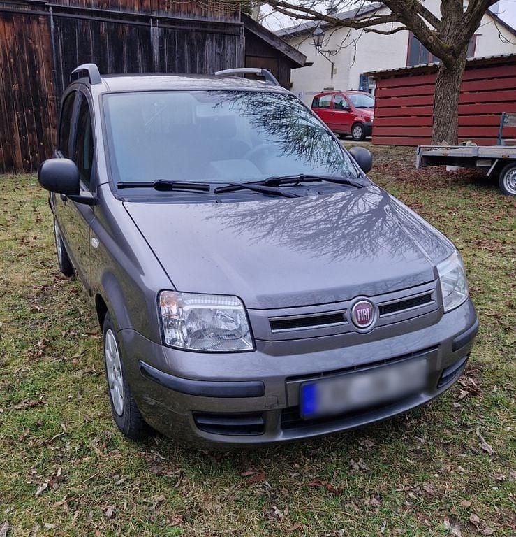 Gebraucht Fiat Panda 69 PS (50 kW) 2011 Grau Kleinwagen