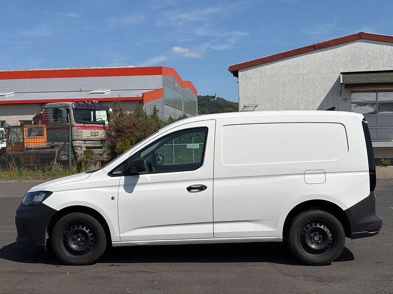 Gebraucht VW Caddy 102 PS (75 kW) 2021 Weiß Van / Kleinbus