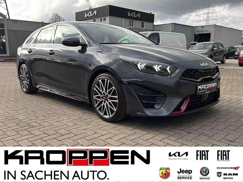 (h8g) pentametal met. Gebraucht 2022 Kia ProCeed GT Kleinwagen | 28.490 € (Fairer Preis) - Bild 1/4