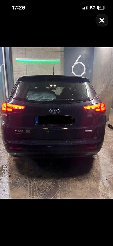 Schwarz Gebraucht 2015 Kia Ceed Sportswagon Kombi | 5.500 € (Superpreis) - Bild 1/4