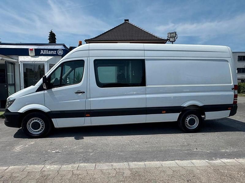 Weiß Gebraucht 2016 Mercedes Sprinter Van | 22.549 € (Teuer) - Bild 1/4