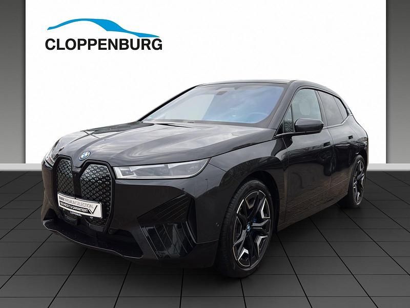 Grau Gebraucht 2023 BMW iX Executive SUV | 66.999 € (Superpreis) - Bild 1/4