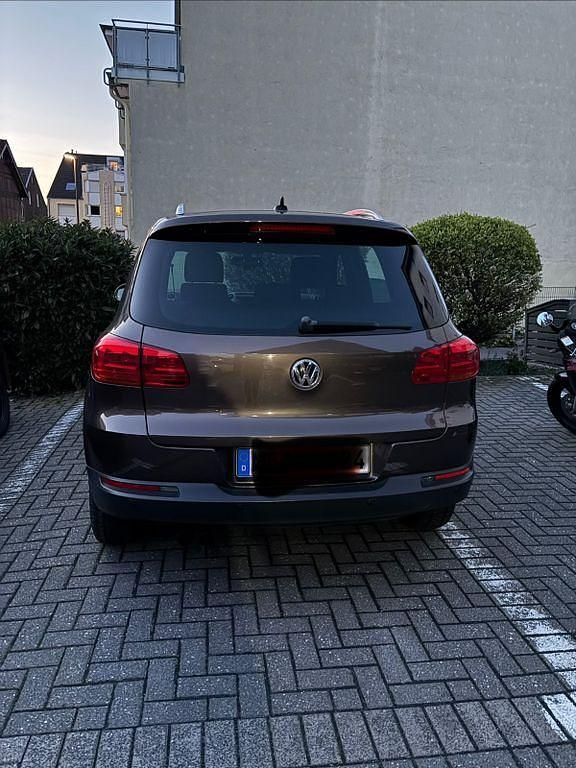 Gebraucht VW Tiguan 122 PS (89 kW) 2013 Braun SUV