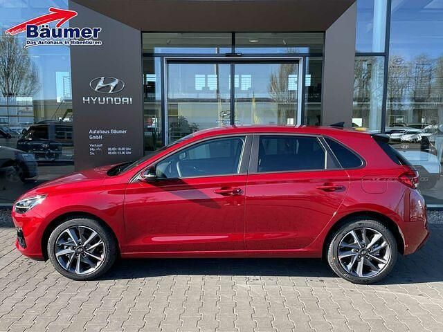 Gebraucht Hyundai i30 Advantage 140 PS (102 kW) 2022 Andere farbe Kleinwagen