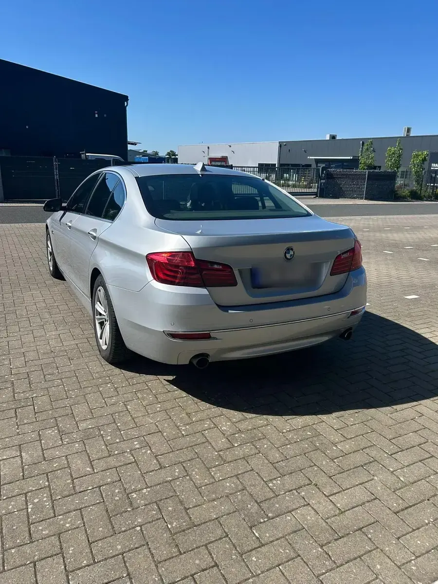 Gebraucht BMW 535 331 PS (243 kW) 2015 Silber Limousine