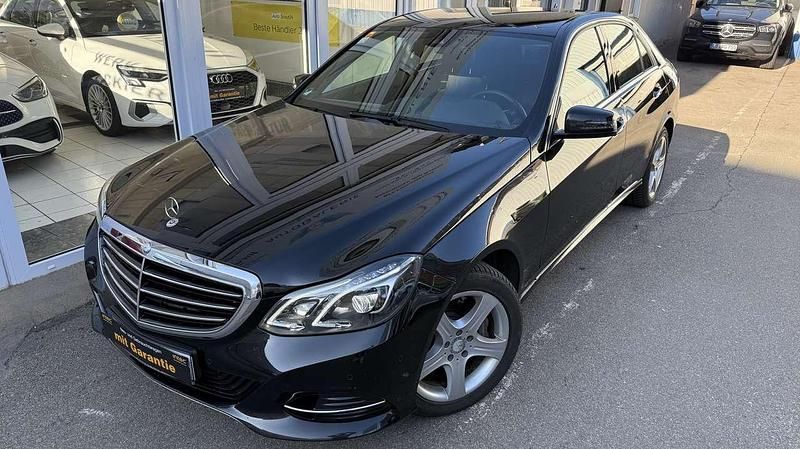 Second-hand Mercedes E400 Elegance 333 CP (244 kW) 2014 Negru Berlinǎ