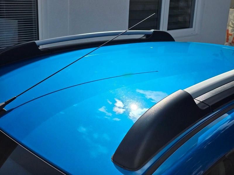 Gebraucht Dacia Sandero Prestige 90 PS (66 kW) 2015 Blau Limousine