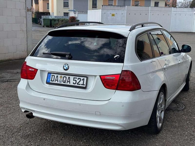 Gebraucht BMW 318 143 PS (105 kW) 2009 Kombi