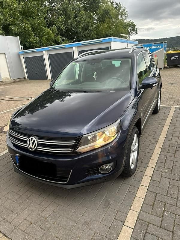 Blau Gebraucht 2013 VW Tiguan SUV | 7.555 € (Superpreis) - Bild 1/4