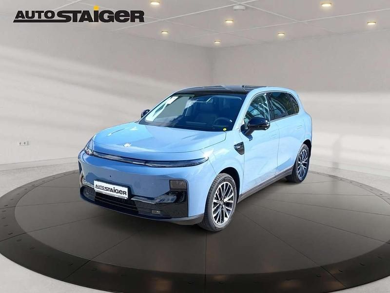 Gebraucht Leapmotor B10 160 kW (218 PS) 2025 Starry night blue SUV