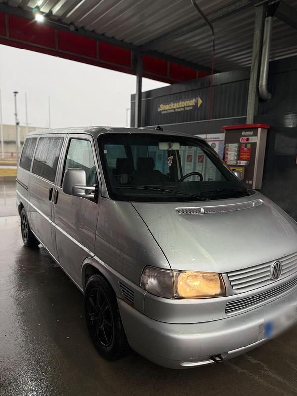 Gebraucht VW T4 102 PS (75 kW) 2002 Silber Van