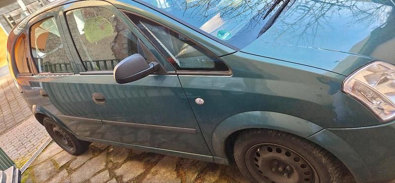 Gebraucht Opel Meriva 105 PS (77 kW) 2003 Grün Van / Kleinbus