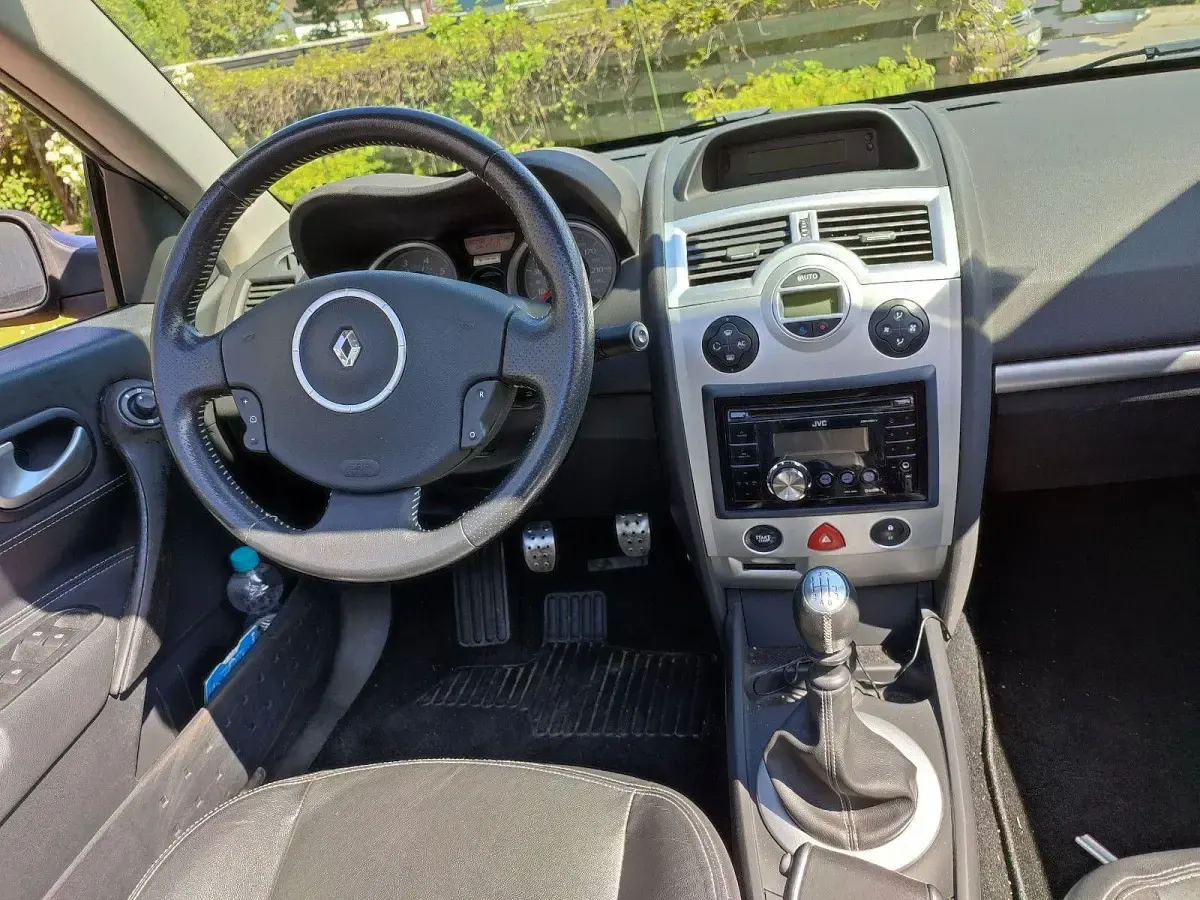 Gebraucht Renault Mégane Cabriolet LIMITED 135 PS (99 kW) 2009 Blau Cabrio