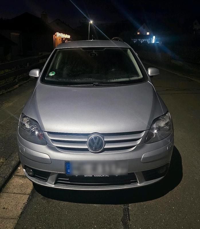 Silber Gebraucht 2008 VW Golf United Limousine | 2.000 € (Superpreis) - Bild 1/4