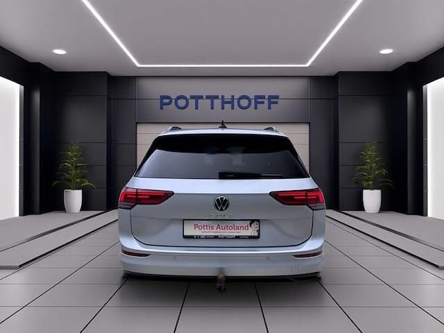 Gebraucht VW Golf VIII S 150 PS (110 kW) 2021 Reflexsilber metallic Kombi